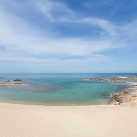 Casa Al Mare In Centro A 100 Metri Dalla Con Terrazza بيت للعطل