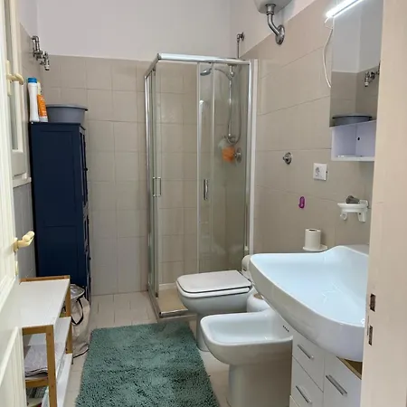 Casa Al Mare In Centro A 100 Metri Dalla Con Terrazza